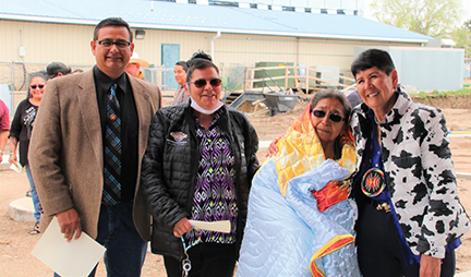 issue22-FOUR BEARS C STORE TRIBAL CHAIRMAN MARK FOX, COUNCILWOMAN SHERRY TURNER LONE FIGHT, JOANNE MATTHEWS AND COUNCILWOMAN JUDY BRUGH -REV-web